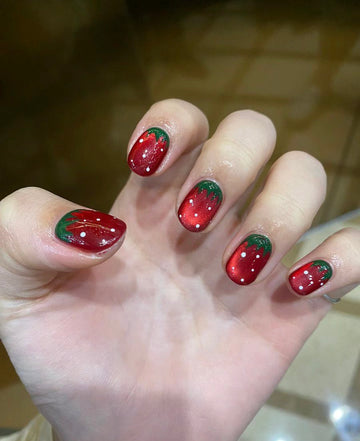 No.FP22 10pcs Cat's Eye Strawberry Hand Made Fingernails