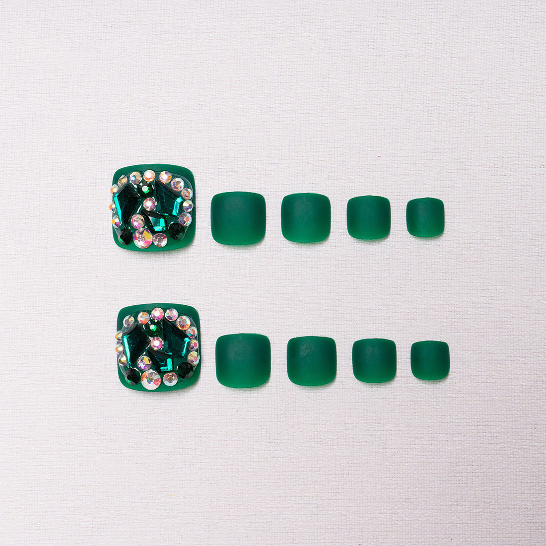 No.130 Matte Green Elf Toenails 24pcs/Set