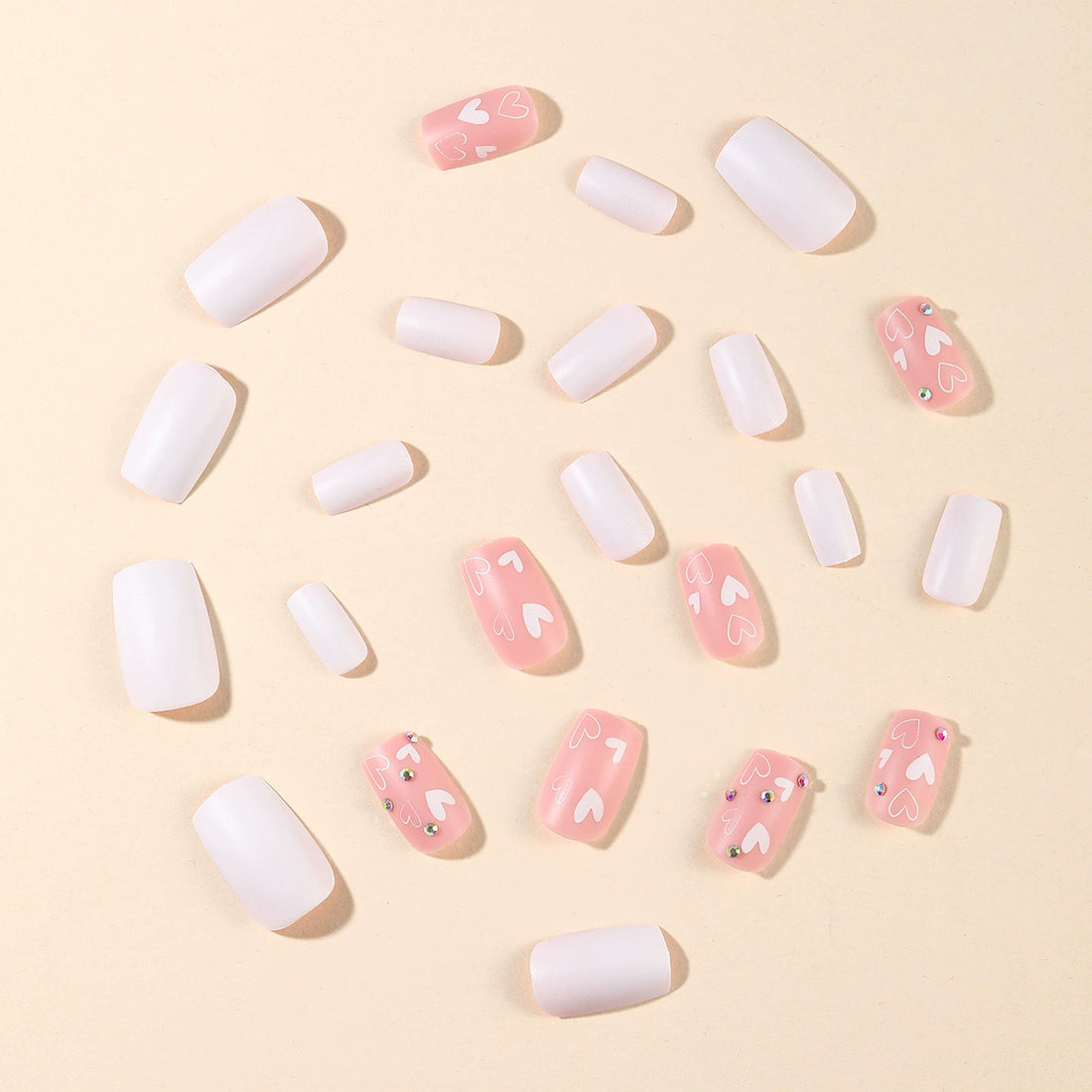 No.VN45 White Love Heart Fingernails Patch 24pcs/Set