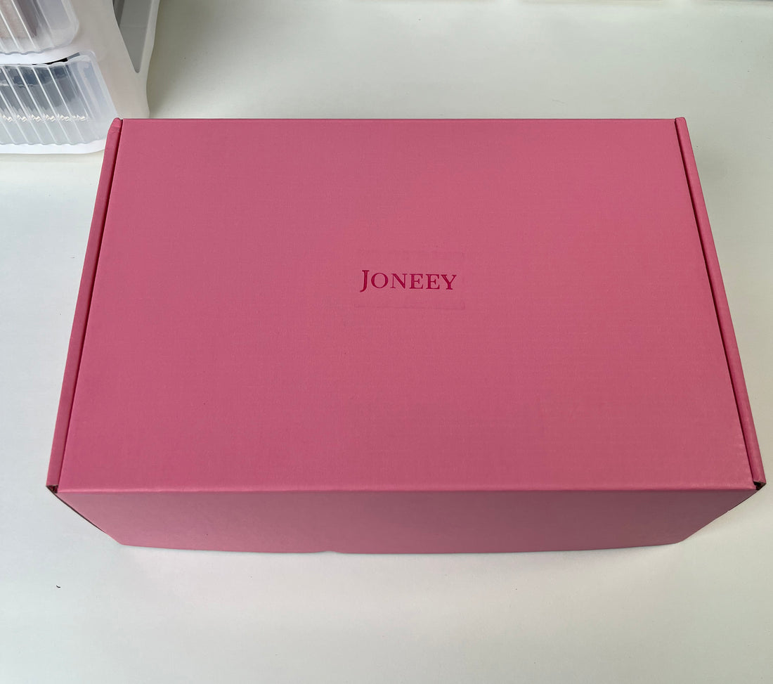 Upgraded Gift Box + Random Freebies